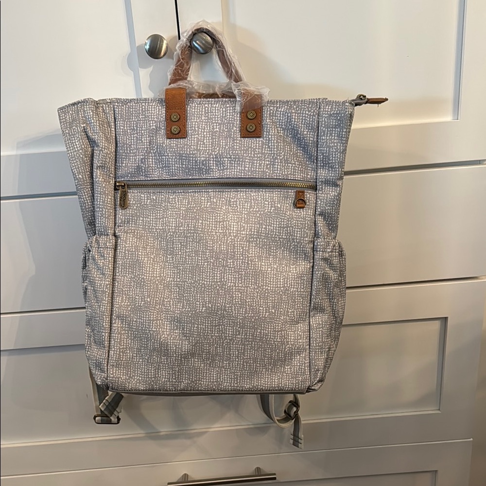 31 Journey Backpack in Textured Grey NIP